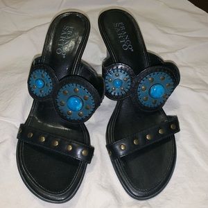 Franco Sarto wedge w/ turquoise detailing size 8